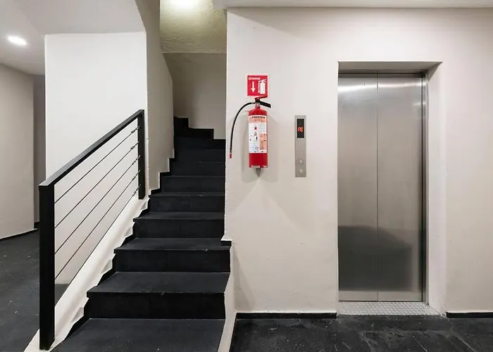 202 Walk The Center 1bdrm 2bath Ac Apartment *