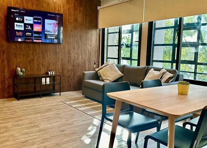 Apartment 202 Walk The Center 1bdrm 2bath Ac *